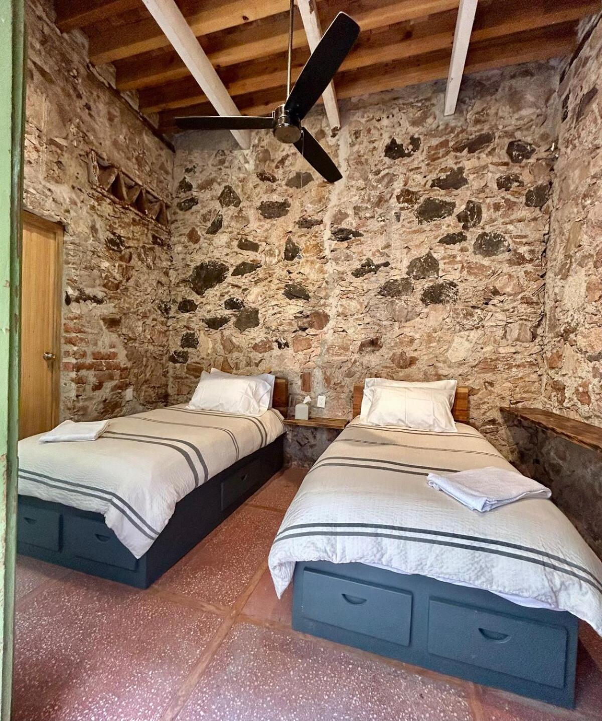 Casa Bugambilia